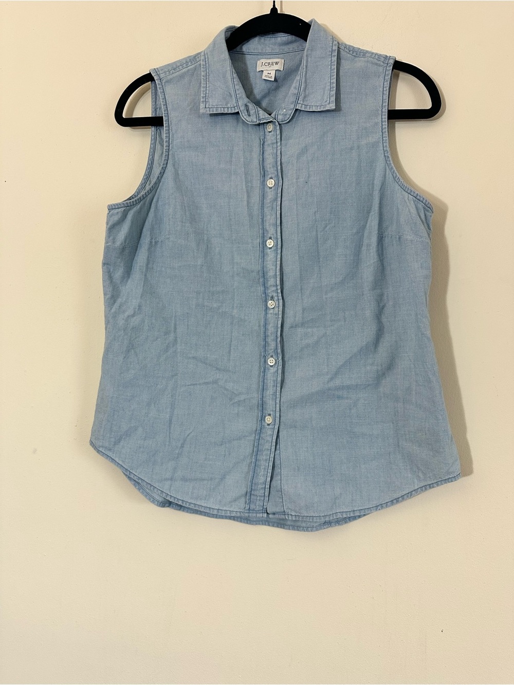 J.Crew Sleeveless Chambray Button Up Shirt In Signature Fit - Picture 5 of 11